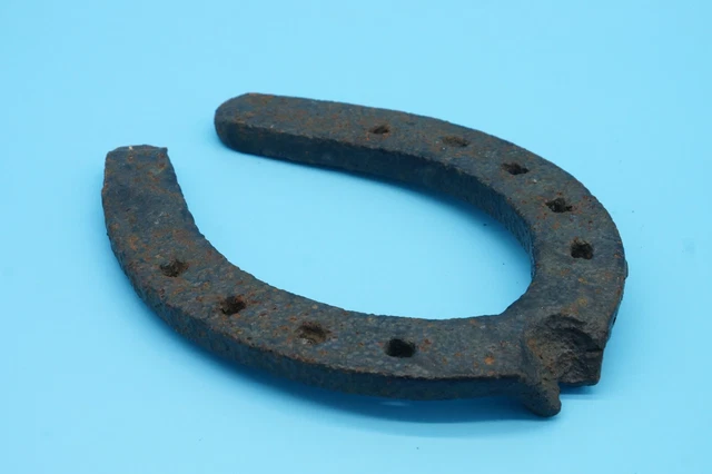 Un vero ferro di cavallo antico - molto grande per il meglio della fortuna! 🙂 🙂