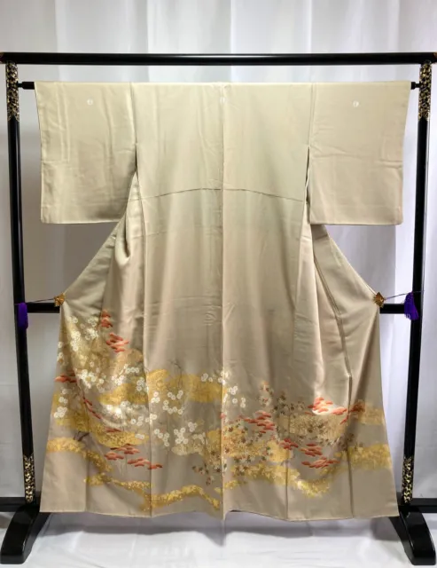 Vintage Japanese Silk kimono - tomesode with Beautiful motifs
