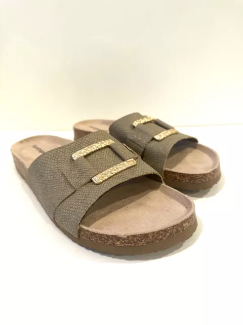 Baretraps Women's 8 "Pollihan" Olive Green Gold Hardware Slide Sandals