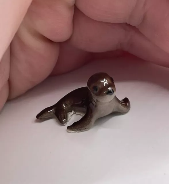 Vintage Hagen Renaker Miniature Brown Baby Seal Figurine Trinket Retired ***