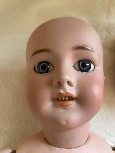 PETITE POUPÉE ANCIENNE tête porcelaine marquée D et 8/0 dans la nuque EUR 100,00 - FR