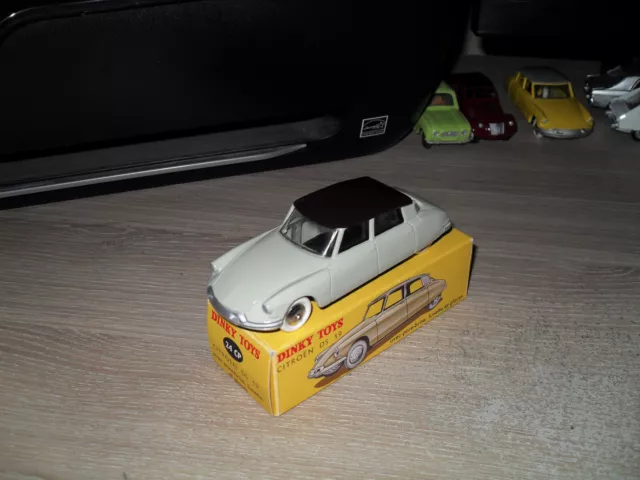 Dinky toys made in France Citroen DS 19  Réf:  24C