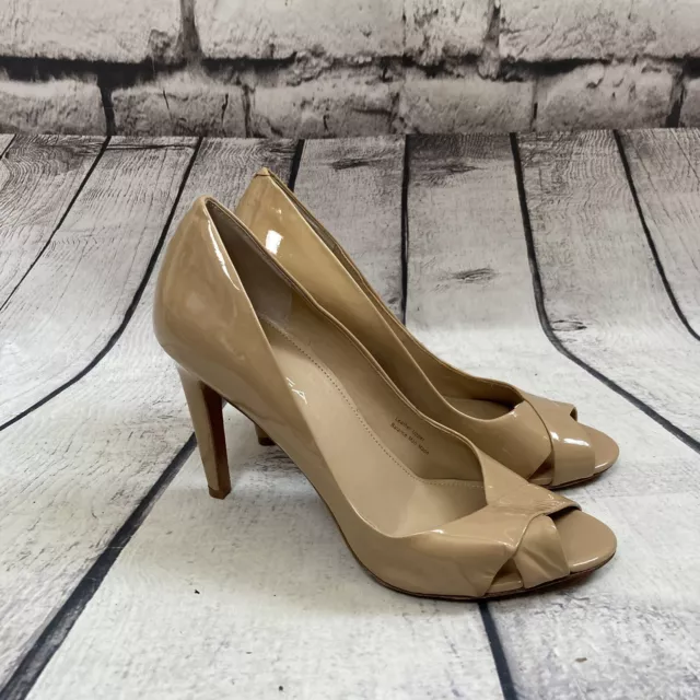 VIA SPIGA Heels Womens Size 7.5M Open Toe Patent Leather Beige Pumps