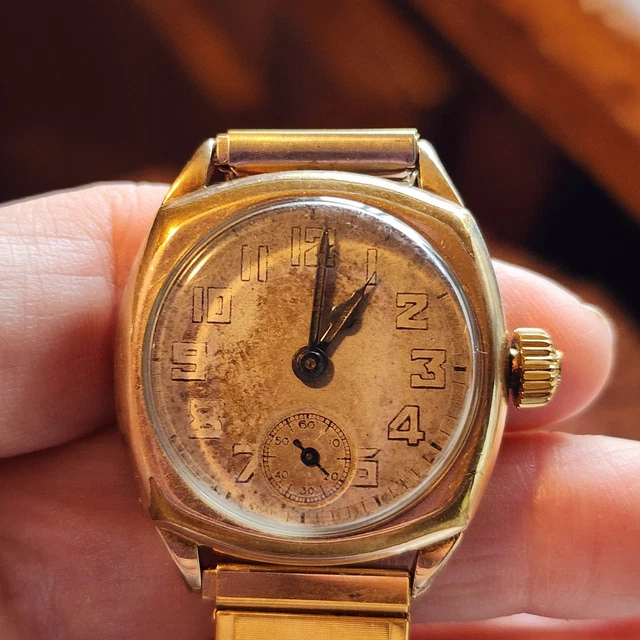 1921 Elgin 15 Jewel Cushion‎ Case Wadsworth 14K GF Running WWI Era ΠΒΦ Elgin Men Cushion Wristwatches for sale | eBay main image 3