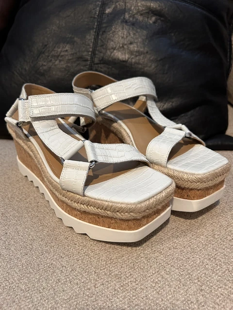 Marc fisher ltd allison perforated espadrille hot sale platform sandal
