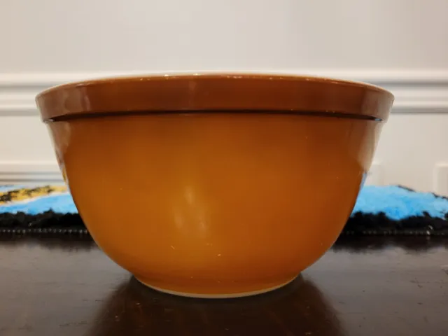 Vintage Pyrex Old Orchard Brown Ombre #402 1.5 Qt Mixing Bowl