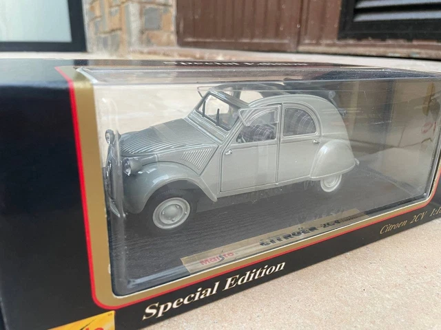 Maisto Special Edition - 1:18 - Citroën 15CV 1952 Black - Catawiki