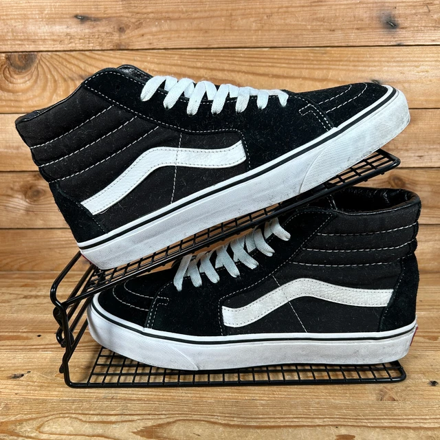 Airwalk thrasher best sale mens skate shoes