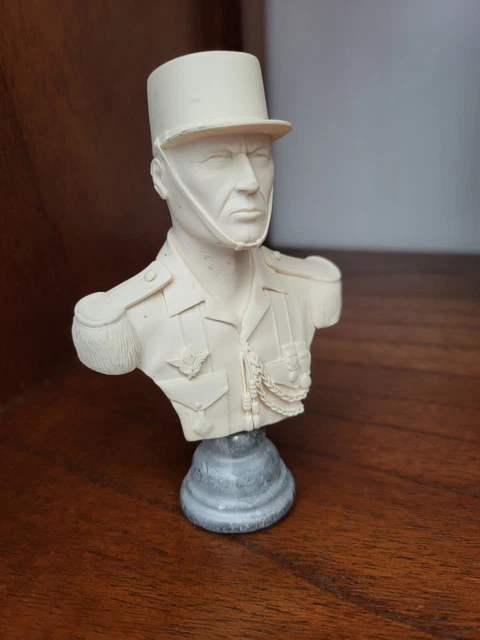 Buste Soldat Légion étrangère – Fonderie Miniature 1/10 – Résine à Peindre – 54mm