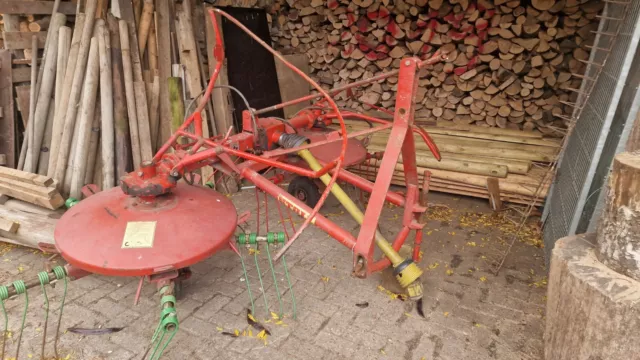 Heuwender Stoll UM-320 