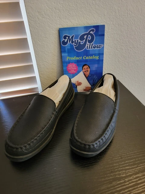 NIB My Pillow My Slippers Mint sz 8  Brand New