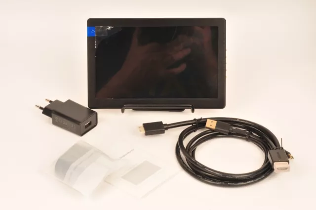 UPERFECT 7" 1024x600 (1920x1080 compatible) HDMI USB LCD Display