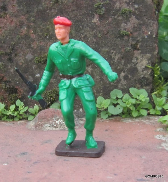FIGURINE PLASTIQUE COFALU Armee Moderne / Soldat Commando Beret Noir