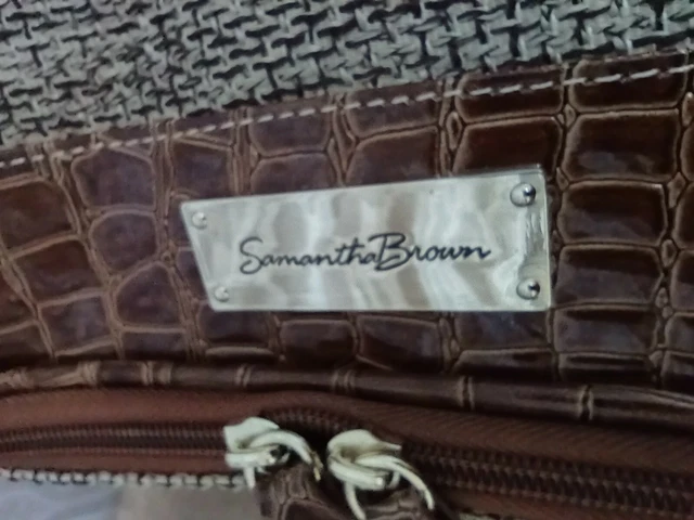 Samantha Brown  Faux Croc Makeup Travel Bag Brand New 5 ind. bags 2 Large pocket 7