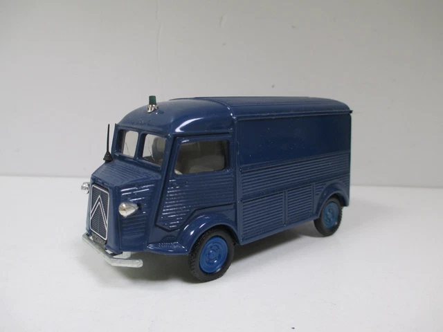 Collector : Citroën HY Gendarmerie au 1/43ème (JRD
