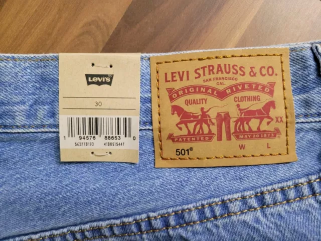 LEVI’S WOMEN’S 501 Custom Distressed Cut Off Hem Denim Shorts Size 30 ...