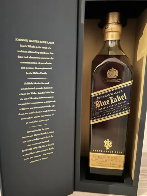 Johnnie Walker Blue Label Blended Scotch Whisky 700 ml