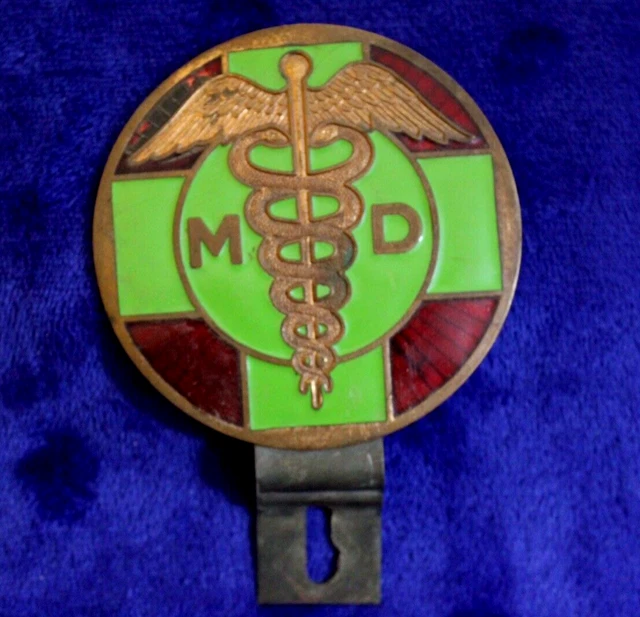 Vintage Brass MD Medical Doctor Badge License Plate Bumper Topper Accessory Sign