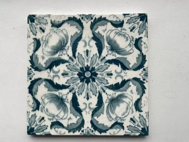 ANTIQUE VICTORIAN BLUE ON WHITE AESTHETIC Floral DESIGN WALL TILE