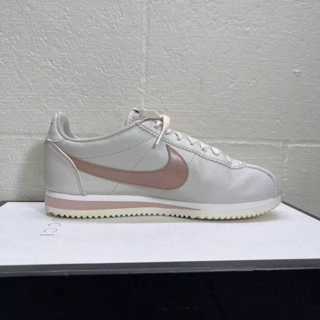 RARE! Nike Womens Classic Cortez 807471-013 White Casual Shoes Sneakers Size 8.5 2