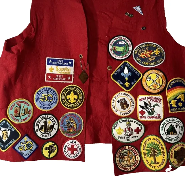 BSA Red Vest W. Suburban Council, Indian Trail District Patches Cub Scout CR-171