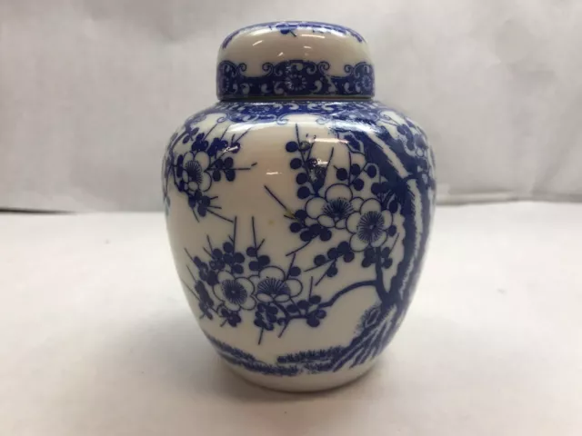BLUE and WHITE Asian Inspired GINGER JAR No Apparent Marks FLORAL Design