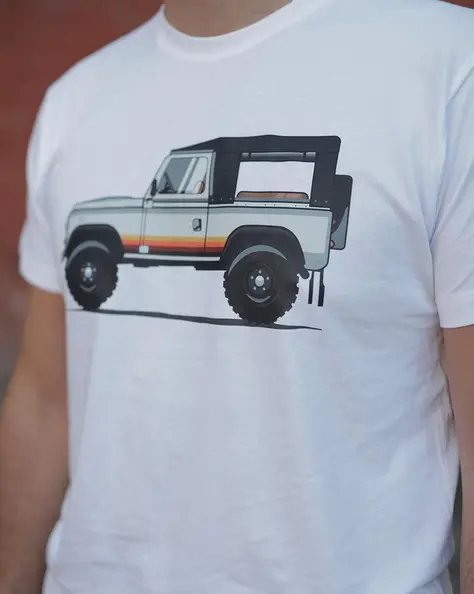 T-shirt Land Rover Defender 4x4 di CoolExplorers Offroad ottimo regalo