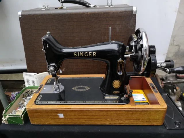 Singer 99K Hand Crank Sewing Machine