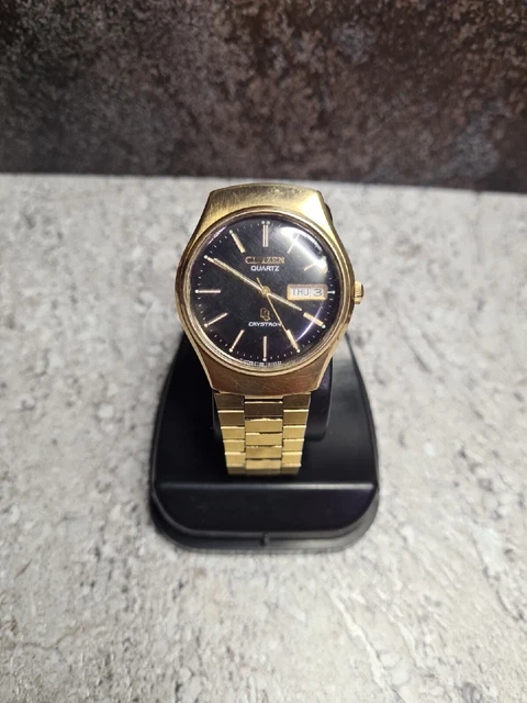 CITIZEN Crystron 44-2607 Vintage Quartz Day Date Steel Watch