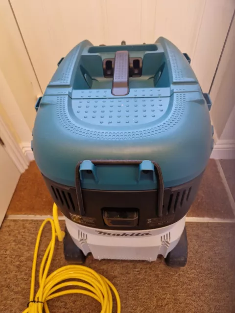 MAKITA INDUSTRIAL.Vacum cleaner