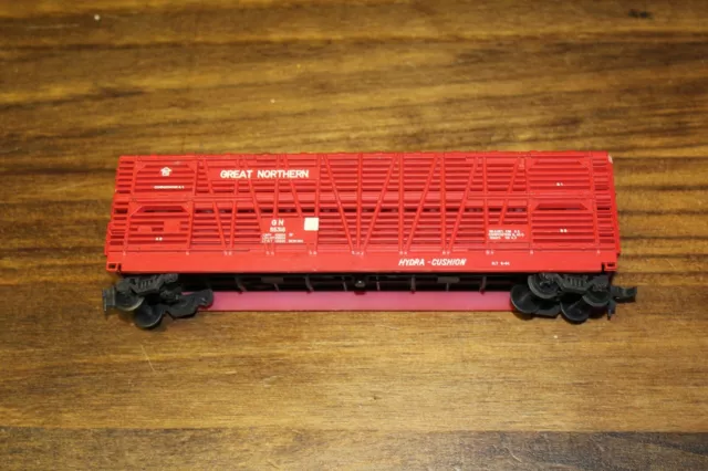 HO Scale Unknown Brand Great Northern Reefer Car Needs Wheels