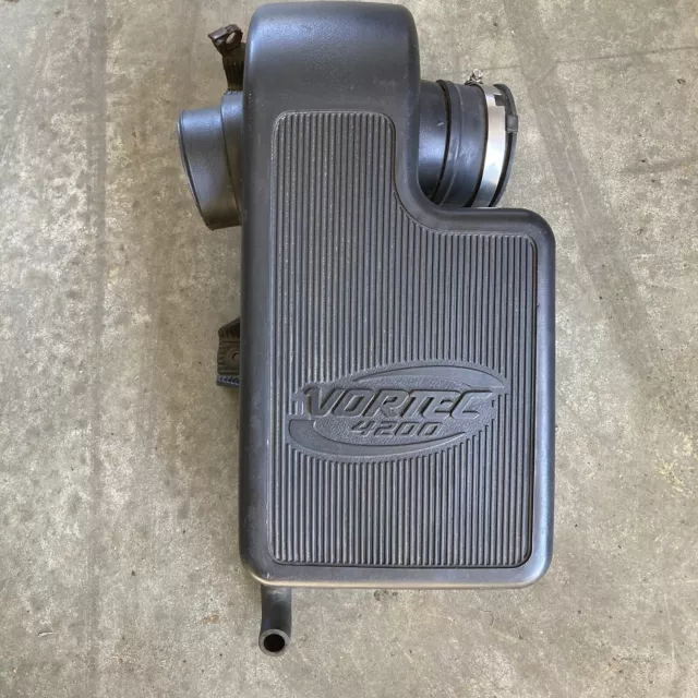 2002-2009 Envoy Chevy Trailblazer Envoy Vortec 4200 Air Box Intake No Port