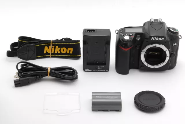 【NEAR MINT】Nikon D90 12.3 MP Digital SLR Camera Body from Japan
