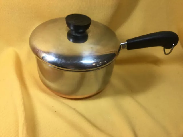 Revere Ware 1 1/2 Quart Lidded Pot with Copper Bottom