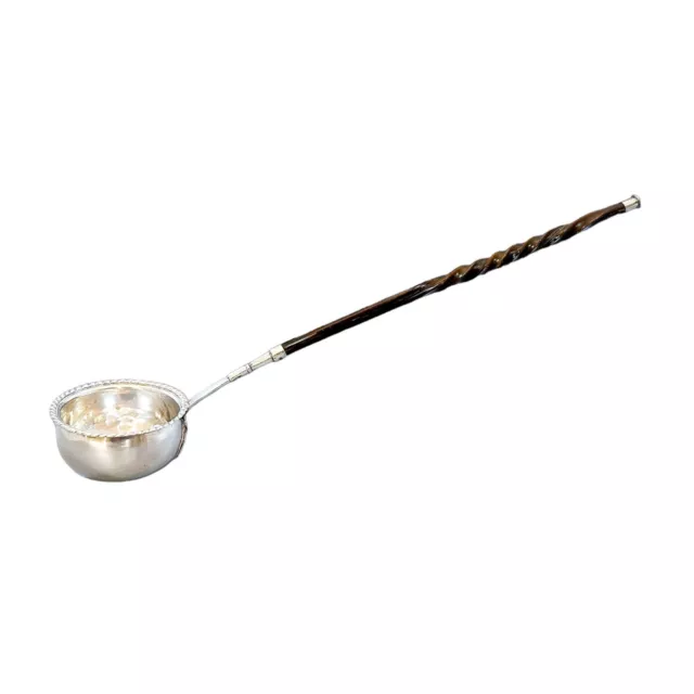 Antique sterling silver Georgian toddy / punch ladle with twist handle