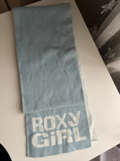 Roxy Girl Scarf Baby Blue White Knit