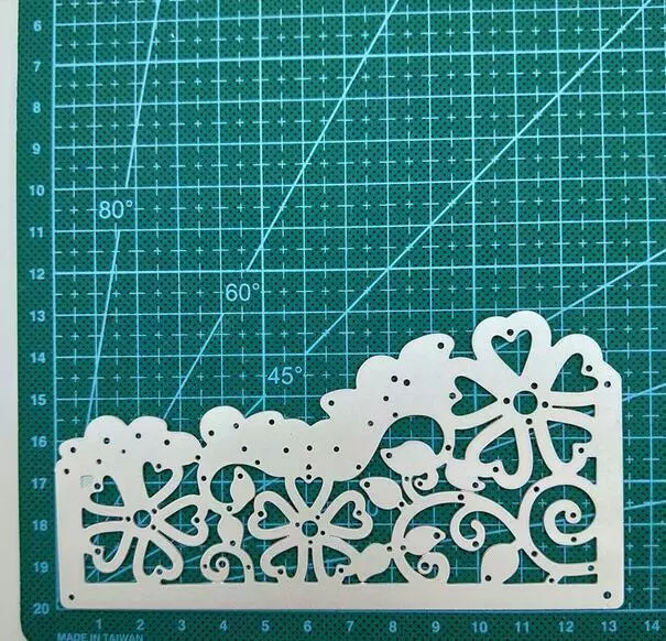 Metal Cutting Lace Border Dies DIY Scrapbooking Embossing Cards Decorative Craft 3