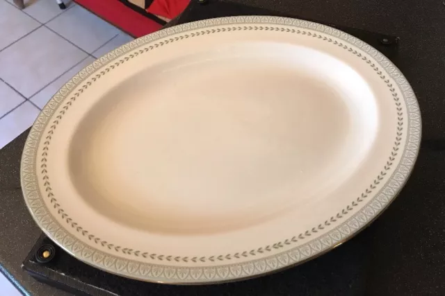 Vintage Royal Doulton Ceramic Berkshire Patt Oval Serving Meat Plate Platter