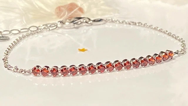 Bracelet Vintage Couleur Or Rhodié Avec Solitaire Et Cristaux Type Diamant - Modèle 629, Occasion - Sans Marque Générique