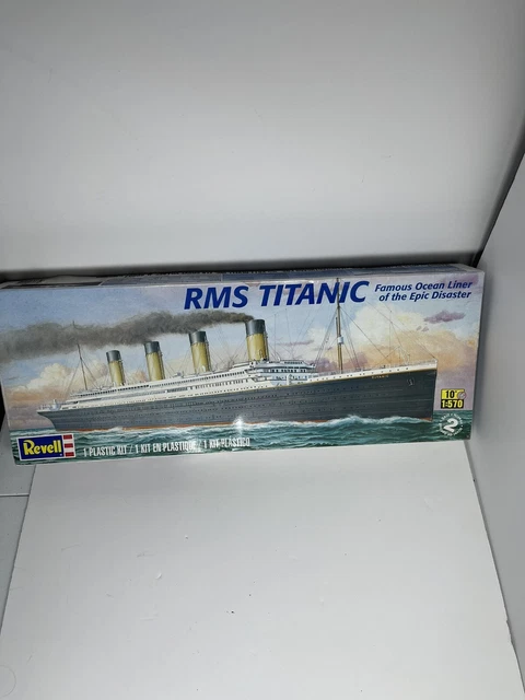 Maquette Titanic Revell 1:570 – Bateau à Monter, état Correct Avec Boîte