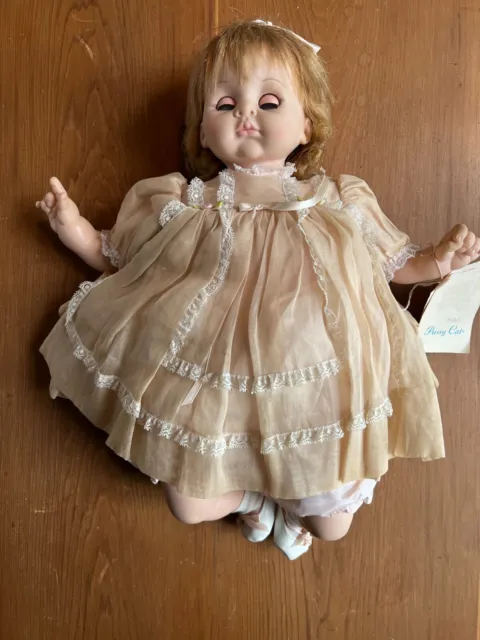 Vintage Madame Alexander 18-19" Pussy Cat 1965 baby doll voile lace dress crier