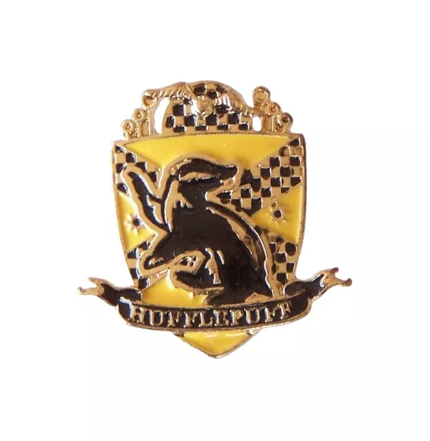 Old Harry Potter Hufflepuff Quiditch Crest Warner Bros Lapel Pin Badge Brooch