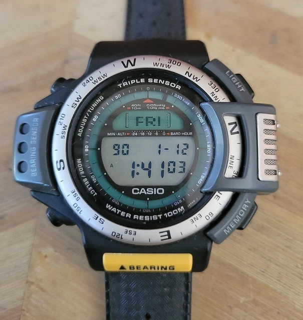 Montre casio hotsell protrek triple sensor