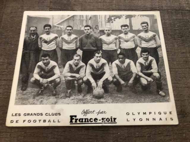 Rare carte photo Stade olympique Montpellier SOM 1946 1947