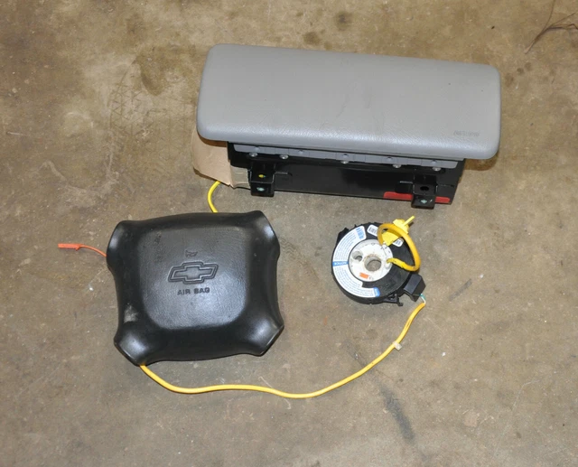 2003 CHEVY S10 Pickup Restraints SRS Driver Passenger Restraint Clock