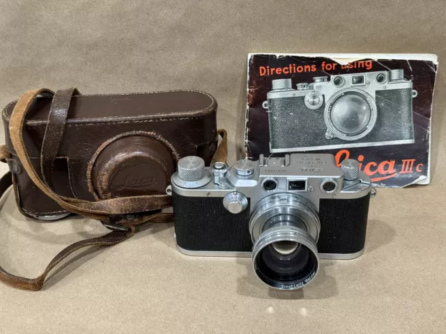 Leica IIIC Vintage RF Camera w/ 5cm f/2 Summitar Lens , Case & Manual