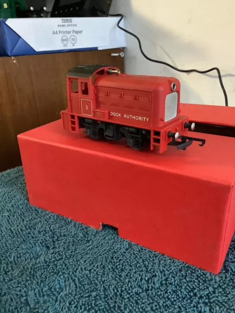Triang R253 Red Dock Shunter No.3 OO Gauge Boxed