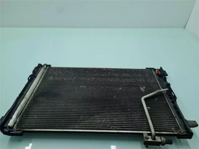 A2045000554 RADIATOR ARIA CONDIZIONATA Mercedes-Benz E (W212)