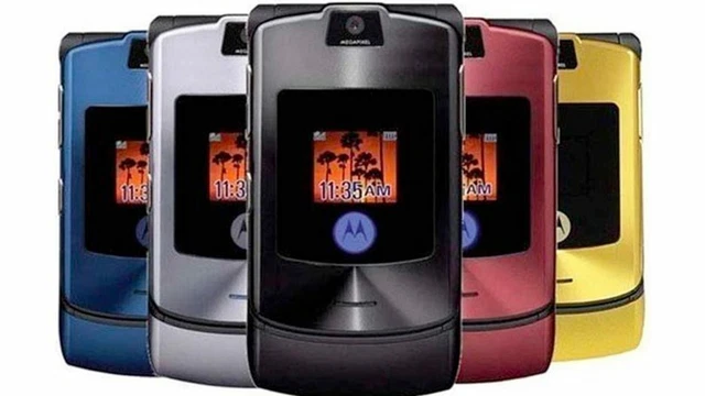 Red Razor Flip MOTOROLA RAZR V3I Retro Flip Phone - All Colours Unlocked - Pristine ...