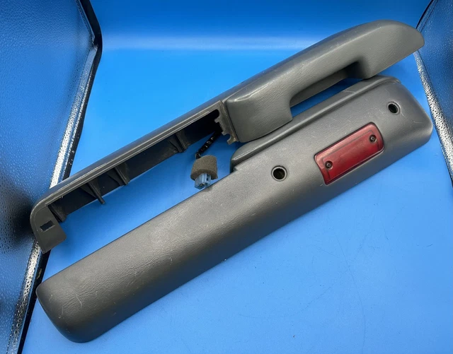 95-00 Toyota Tacoma SR5 Power Door Panel Armrests OEM Left Right Side GRAY 95-00 Toyota Tacoma SR5 Power Door Panel Armrests OEM Left Right Side GRAY